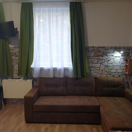Kid Familia Panzio Balatonszarszo B&B 외부 사진