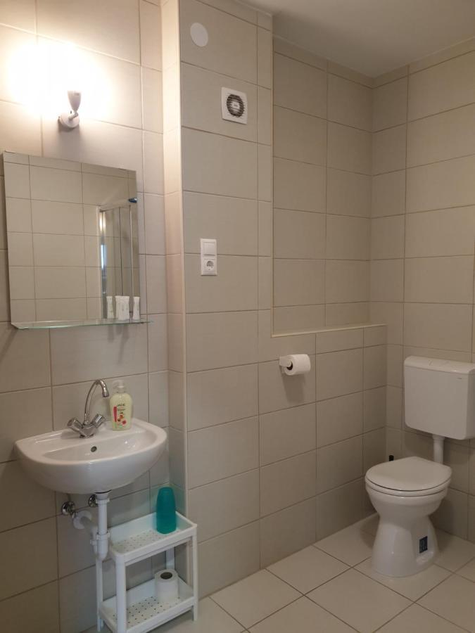 Kid Familia Panzio Balatonszarszo B&B 외부 사진
