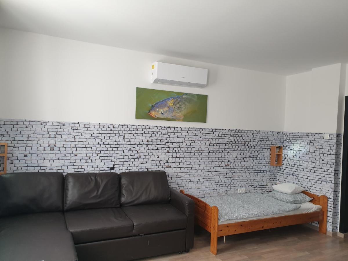 Kid Familia Panzio Balatonszarszo B&B 외부 사진