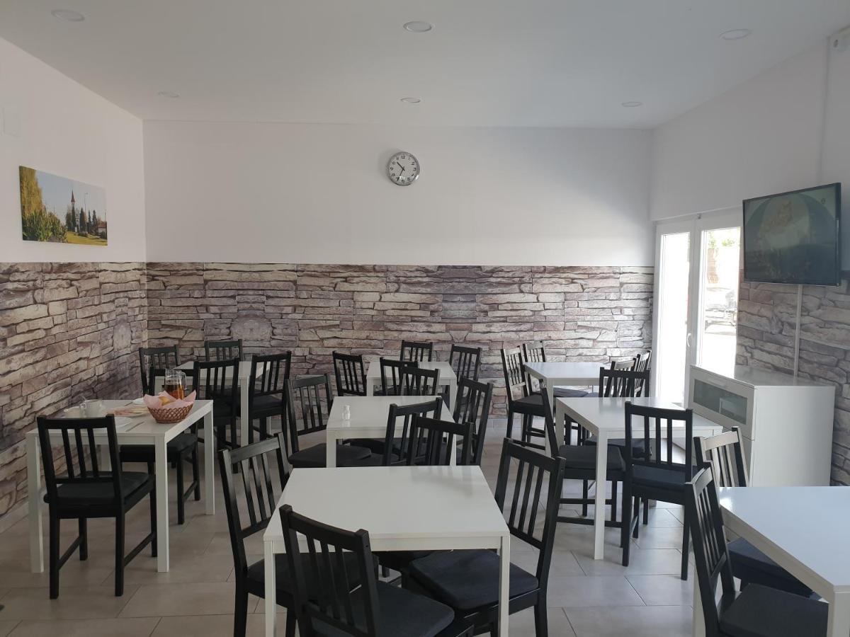 Kid Familia Panzio Balatonszarszo B&B 외부 사진