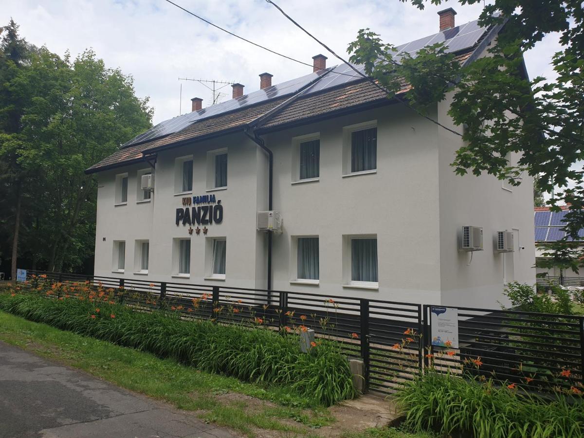 Kid Familia Panzio Balatonszarszo B&B 외부 사진